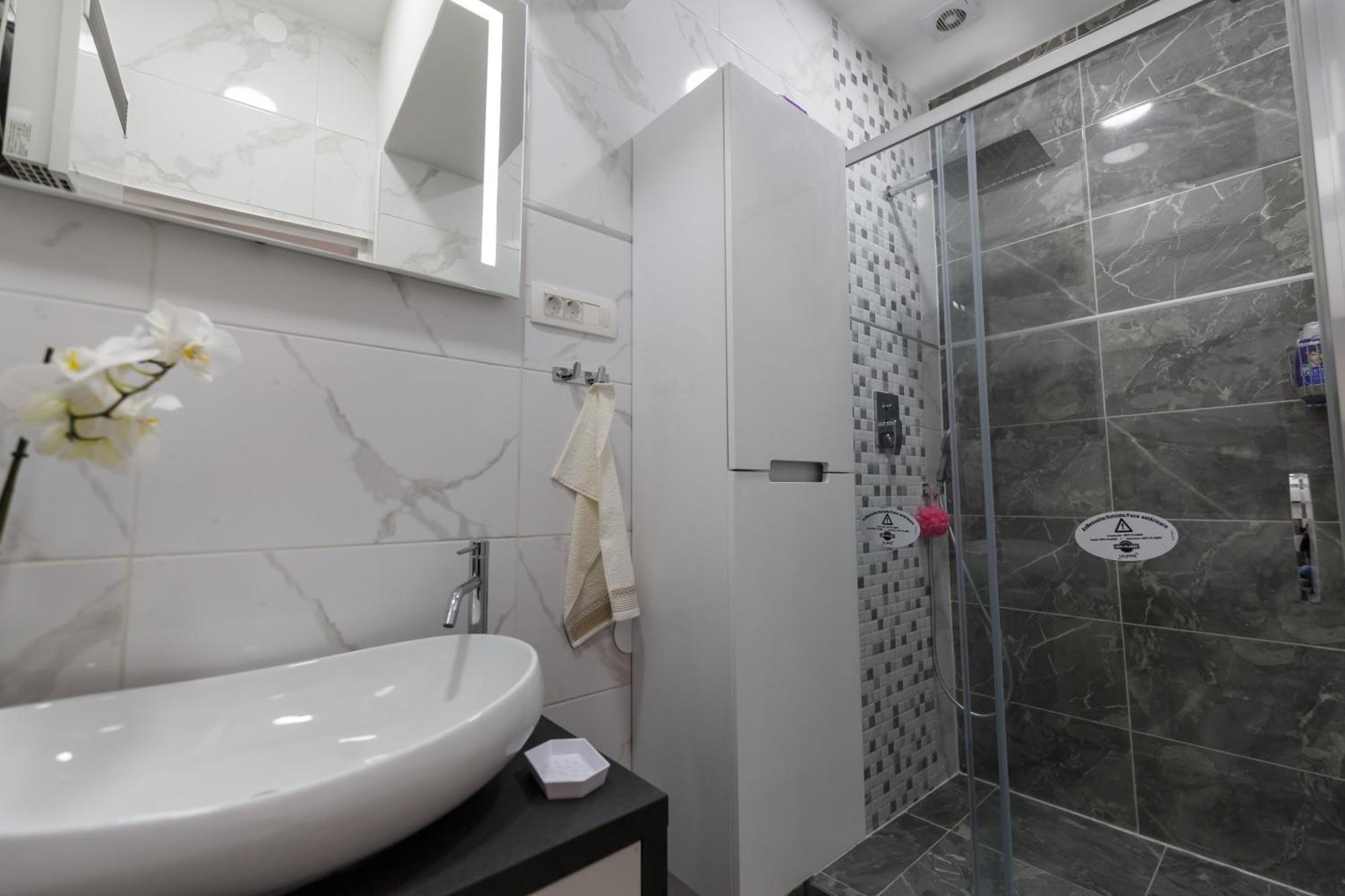 Apartman Royal Slavonski Brod Exterior photo