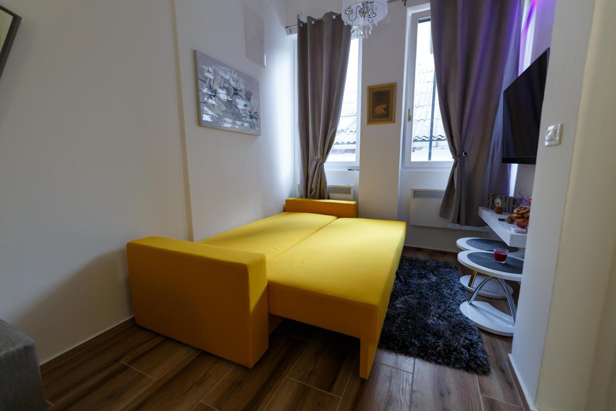 Apartman Royal Slavonski Brod Exterior photo